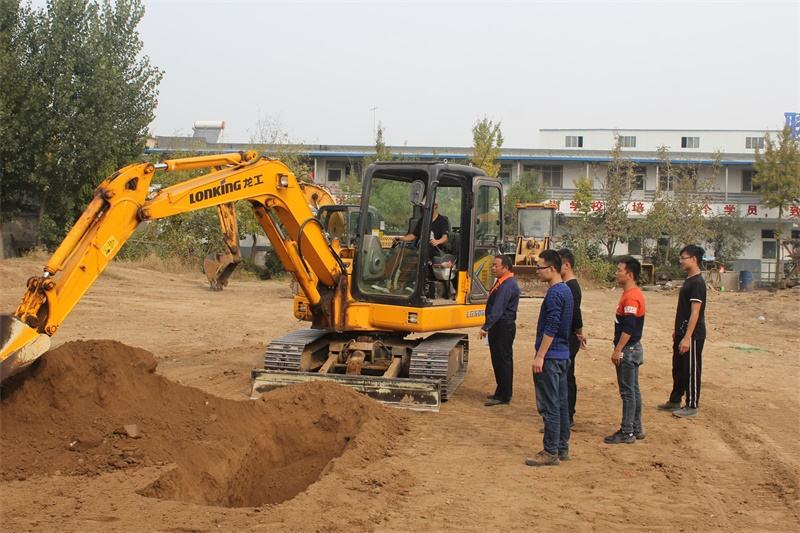 郑州市挖掘机机构