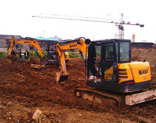 郑州市挖掘机培训学校